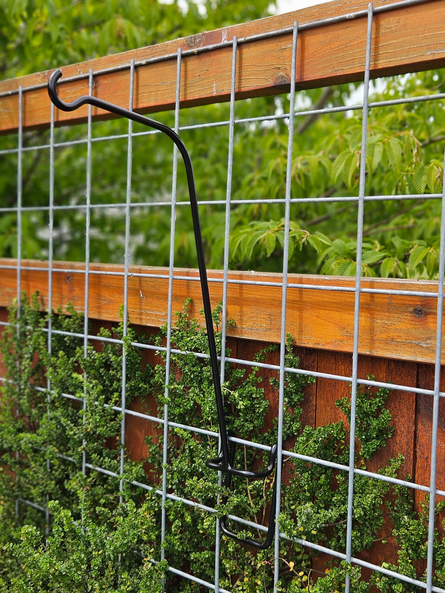 Hog-Wire Vertical Hanger - 30"-TLR Creations