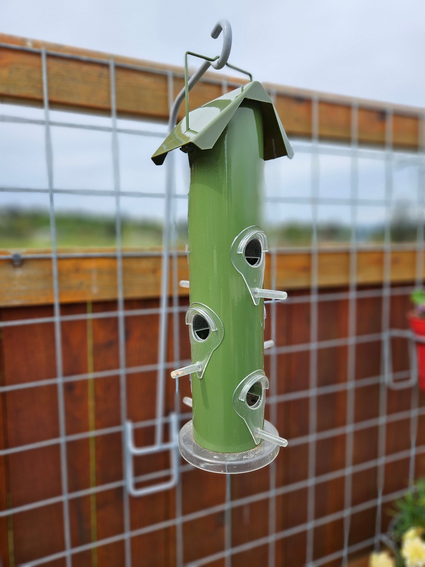 Hog-Wire Vertical Hanger - 20"-TLR Creations