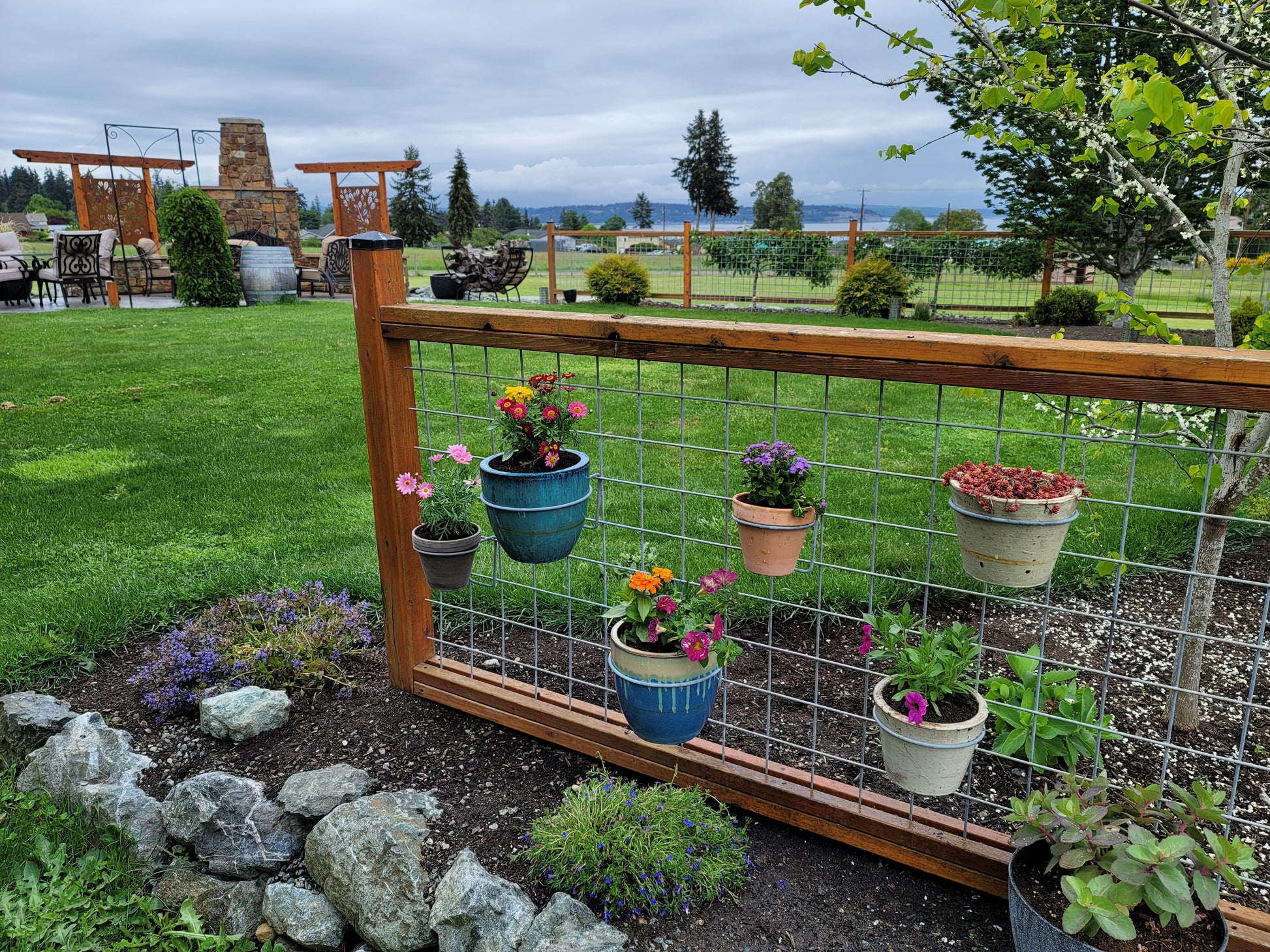 4 wire plant hanger Planter Hanger - 4.5"